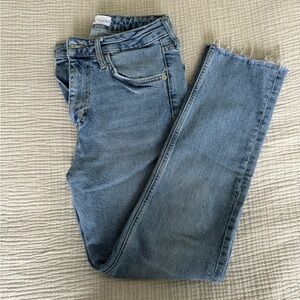 Straight leg Zara jeans - size 6